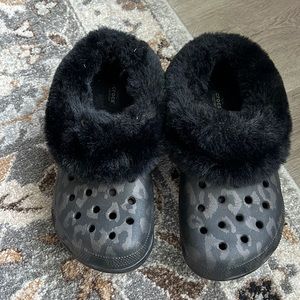 Black Leopard Print Furry Crocs